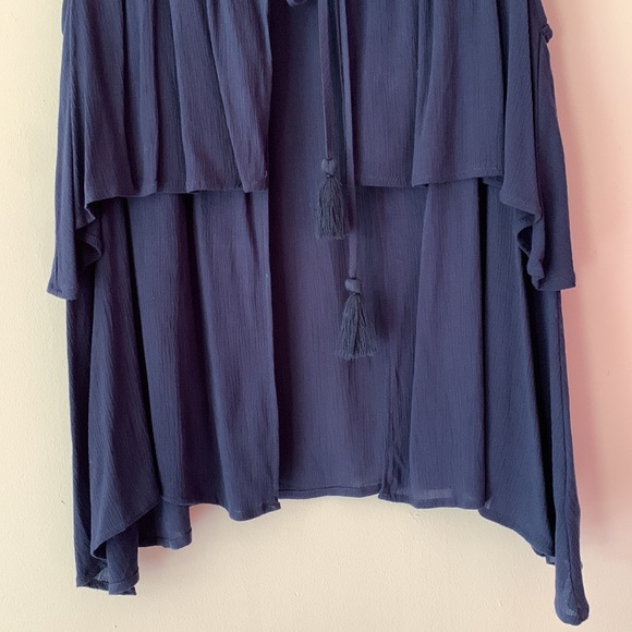 Two tier lacy top with front tie - Picture 3 of 6